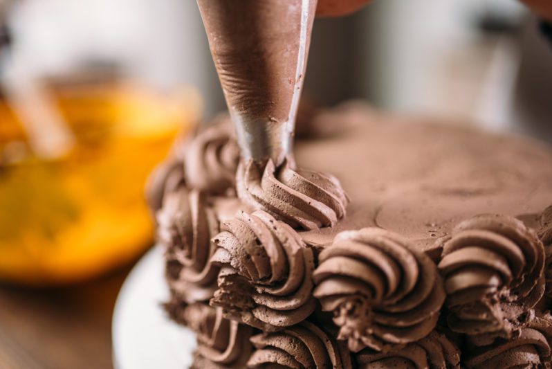 Astuces pratiques pour réaliser facilement de beaux décors en chocolat