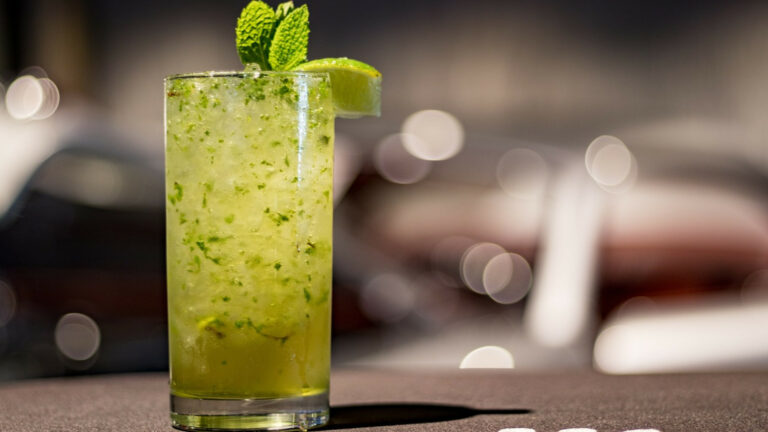 Le mojito : le cocktail qu'on propose en toute occasion !