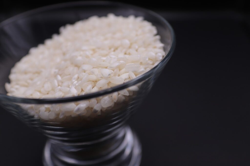 Comment doser le riz sans balance : astuce du verre - Mes Gourmandises