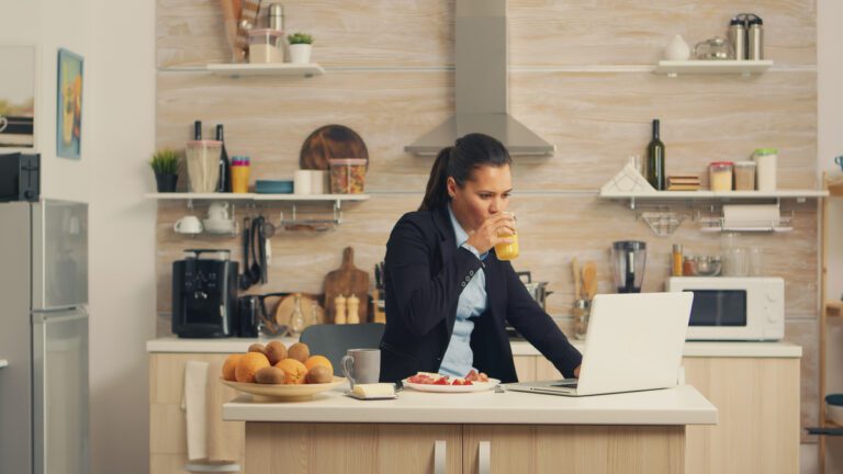 petit déjeuner employé