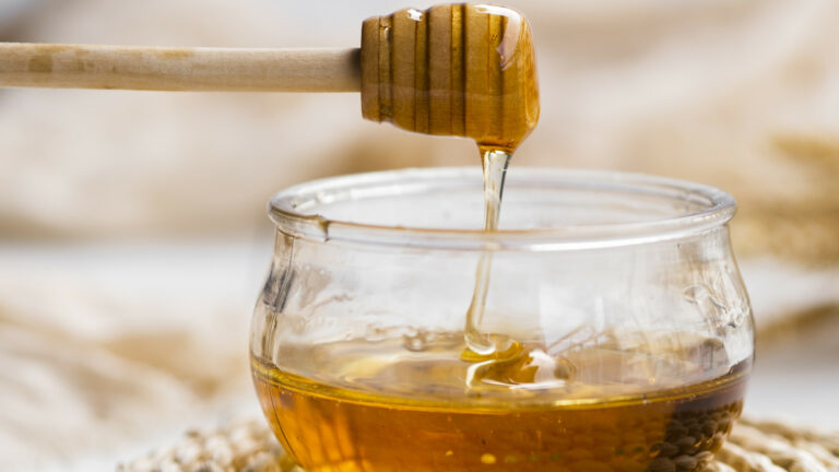 Miel et propolis : des alliés naturels pour la santé au quotidien